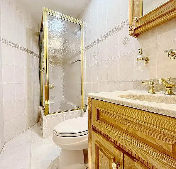 589 Decatur St #1 — Photo 10
