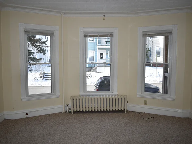 52 Howe St #1 — Photo 2