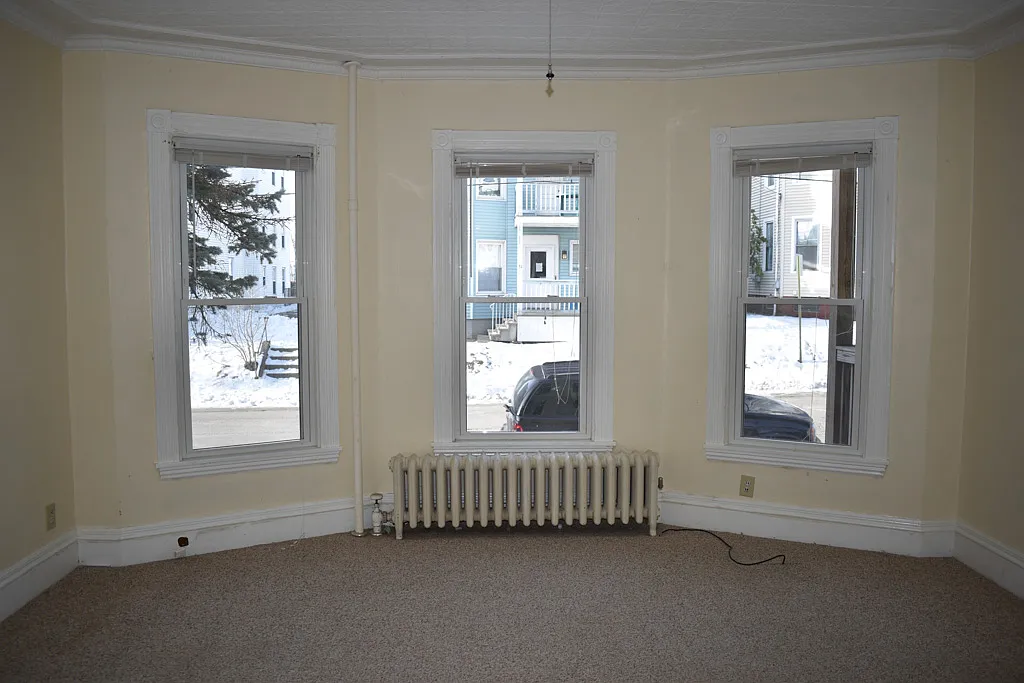 Building Photo - 52 Howe St #1