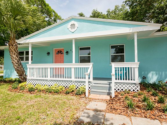 3rd image of 990 San Salvador Dr