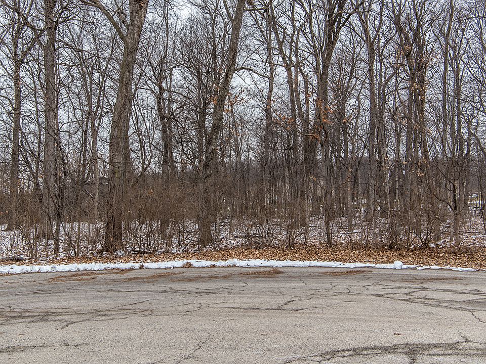 2nd image of 7215 Ironwood Ct