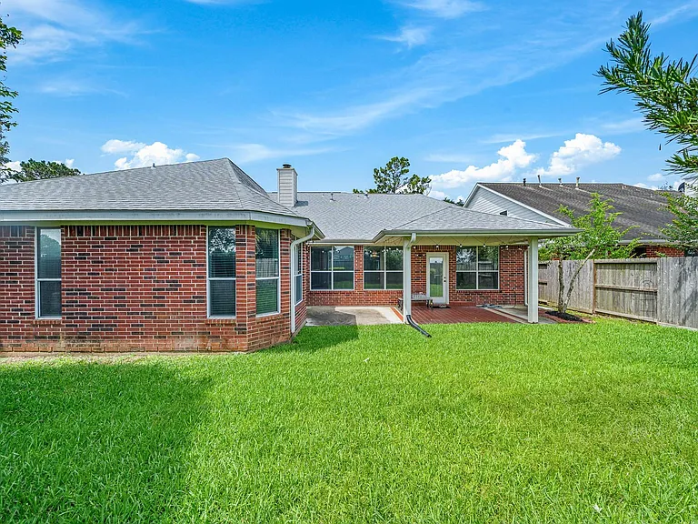 23818 Indian Hills Way — Photo 35
