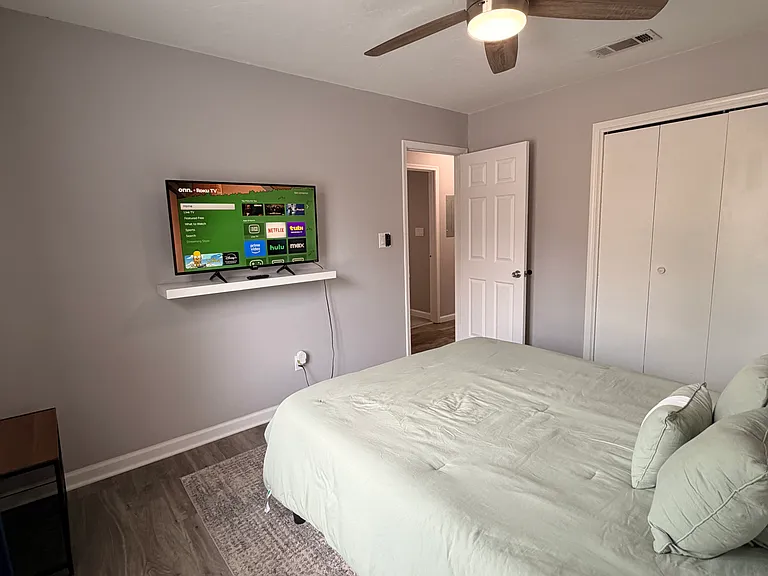 124 Elm Ave SE #3C — Photo 10