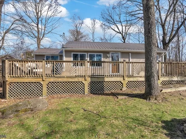 128 Birch Rd, Vernon Twp., NJ 07422