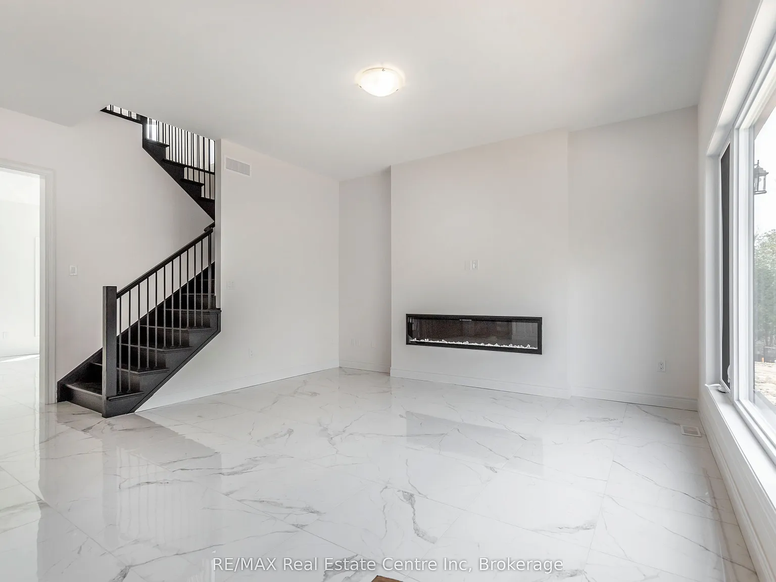 3 bed, $5,000 — Photo 4