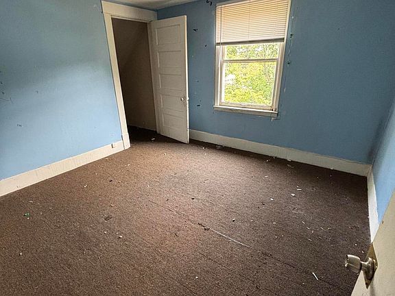 3rd image of 1515 Linval St