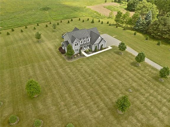 2nd image of 13597 Perry Ln