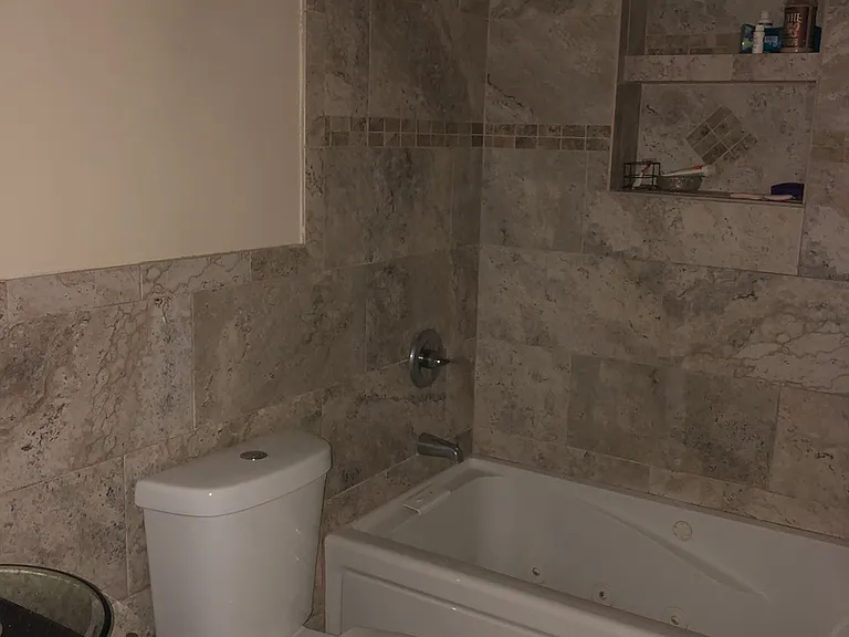 2211 NW 6th Ct — Photo 3