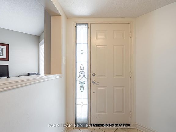 4th image of 4 Bluegrass Dr