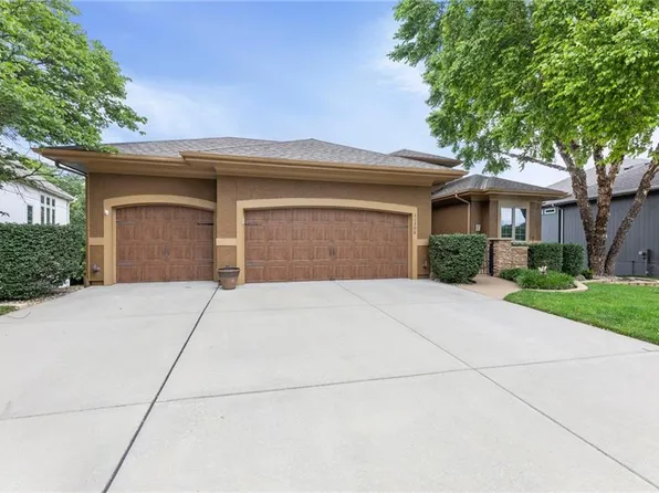 11708 Delavan Ave, Kansas City, KS 66109