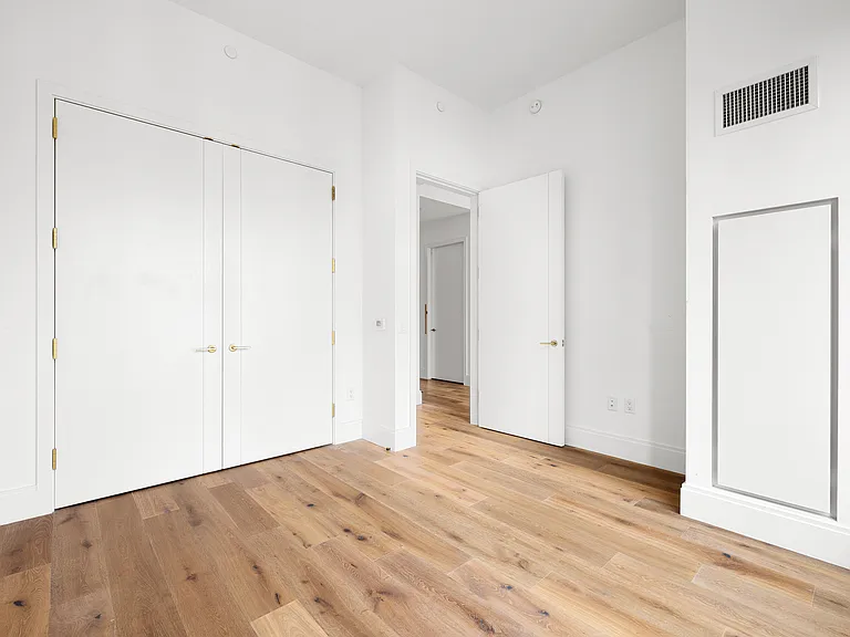 30 E 29th St #26B — Photo 13