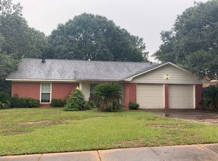 2812 Westmoor Ct, Mobile, AL 36695