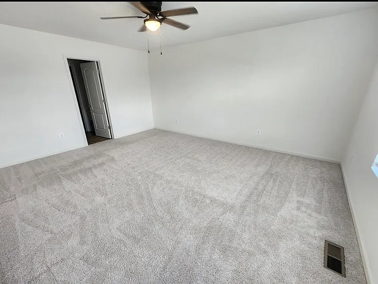 62 Belmont Pl — Photo 12