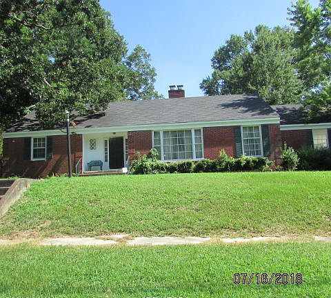 4th image of 340 W Chulahoma Ave