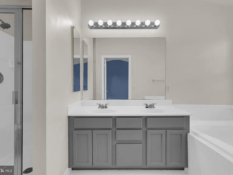 13511 Lavender Mist Ln — Photo 17