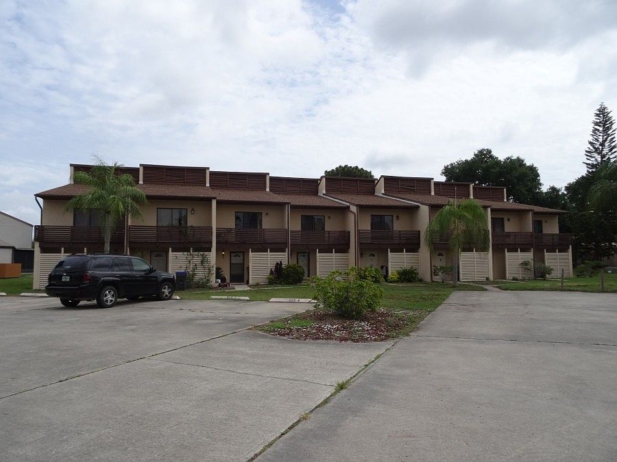 1st image of 3132 Finsterwald Dr