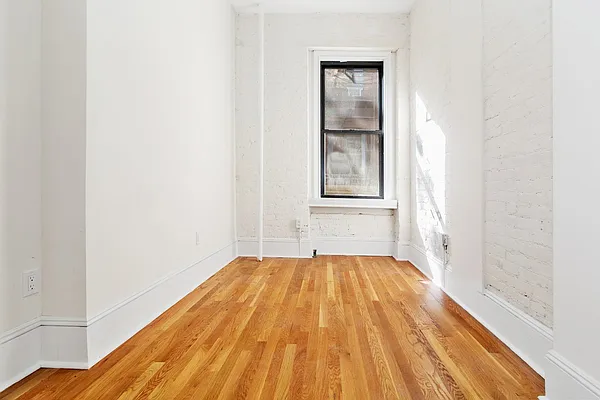 Rented by REAL New York | media 5