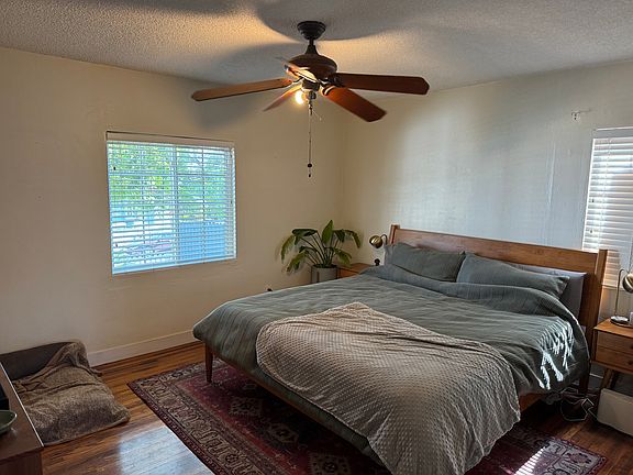 3rd image of 2884 E St