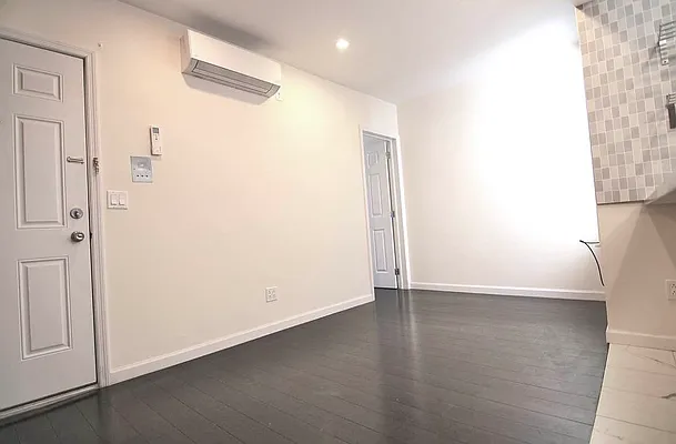 Rented by Oxford Property Group | media 7