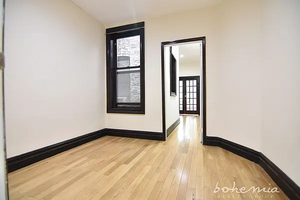 Rented by Bohemia Realty Group | media 6