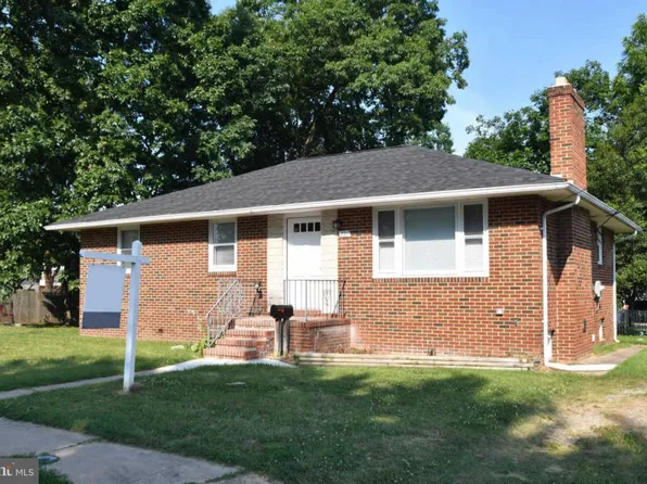 721 Clover Ave, Essex, MD 21221