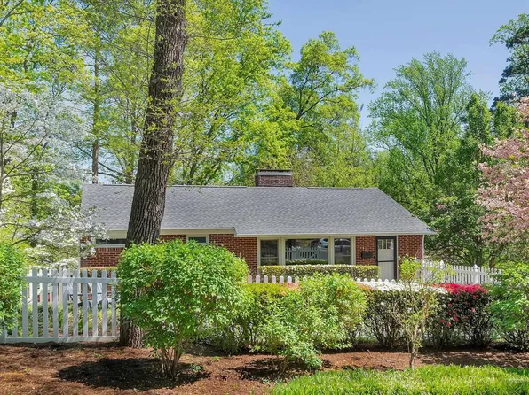 1620 Cambridge Cir, Charlottesville, VA 22903