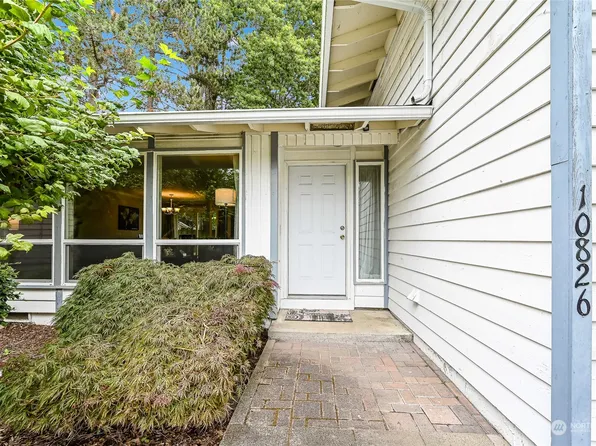 10826 SE 233rd Place, Kent, WA 98031