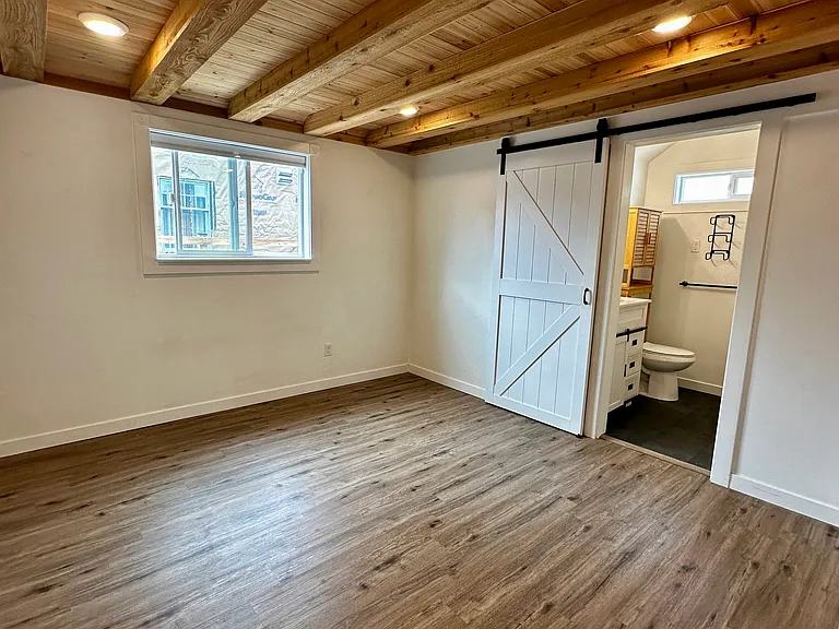 1386 Avenue U #1 — Photo 20