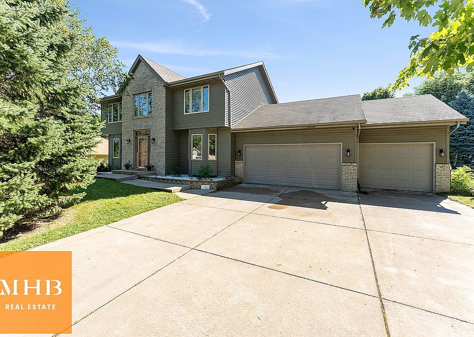 1st image of 2768 Rosellen Ave