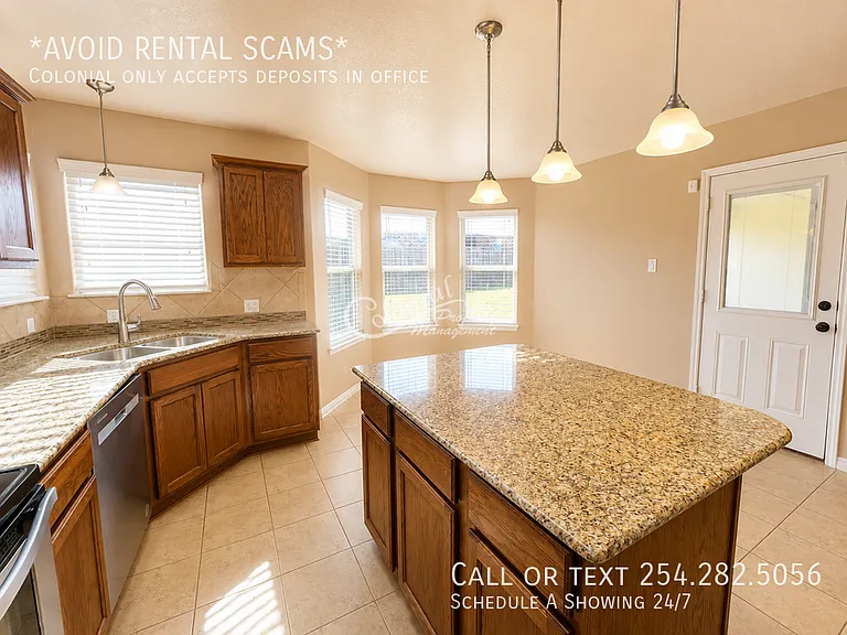 3422 Plains St — Photo 4