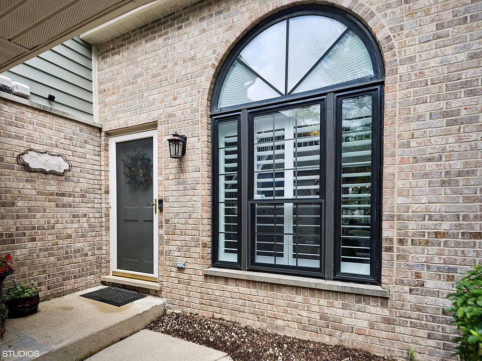 11470 Ashley Woods Dr, Westchester, IL 60154 Zillow