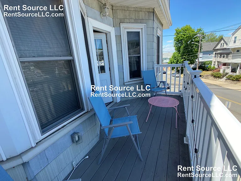 537 Main St #2 — Photo 22