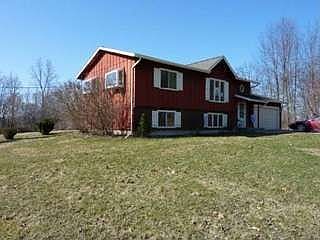 2nd image of 8995 Wedgewood Dr