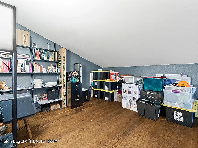 355 W Deloney Ave #C-8 — Photo 8