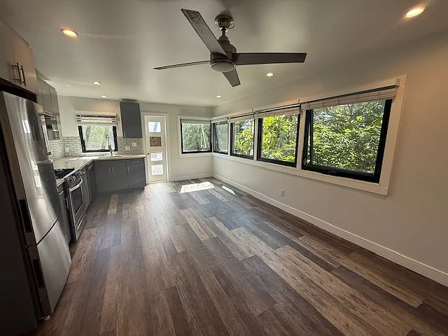 162 Montecito Ave — Photo 3