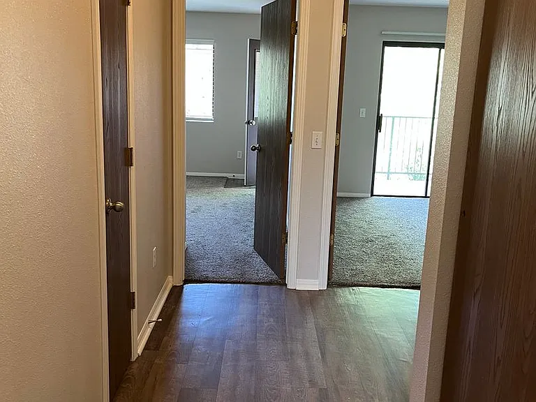 S-1031 Villa Cortez Apartments — Photo 10