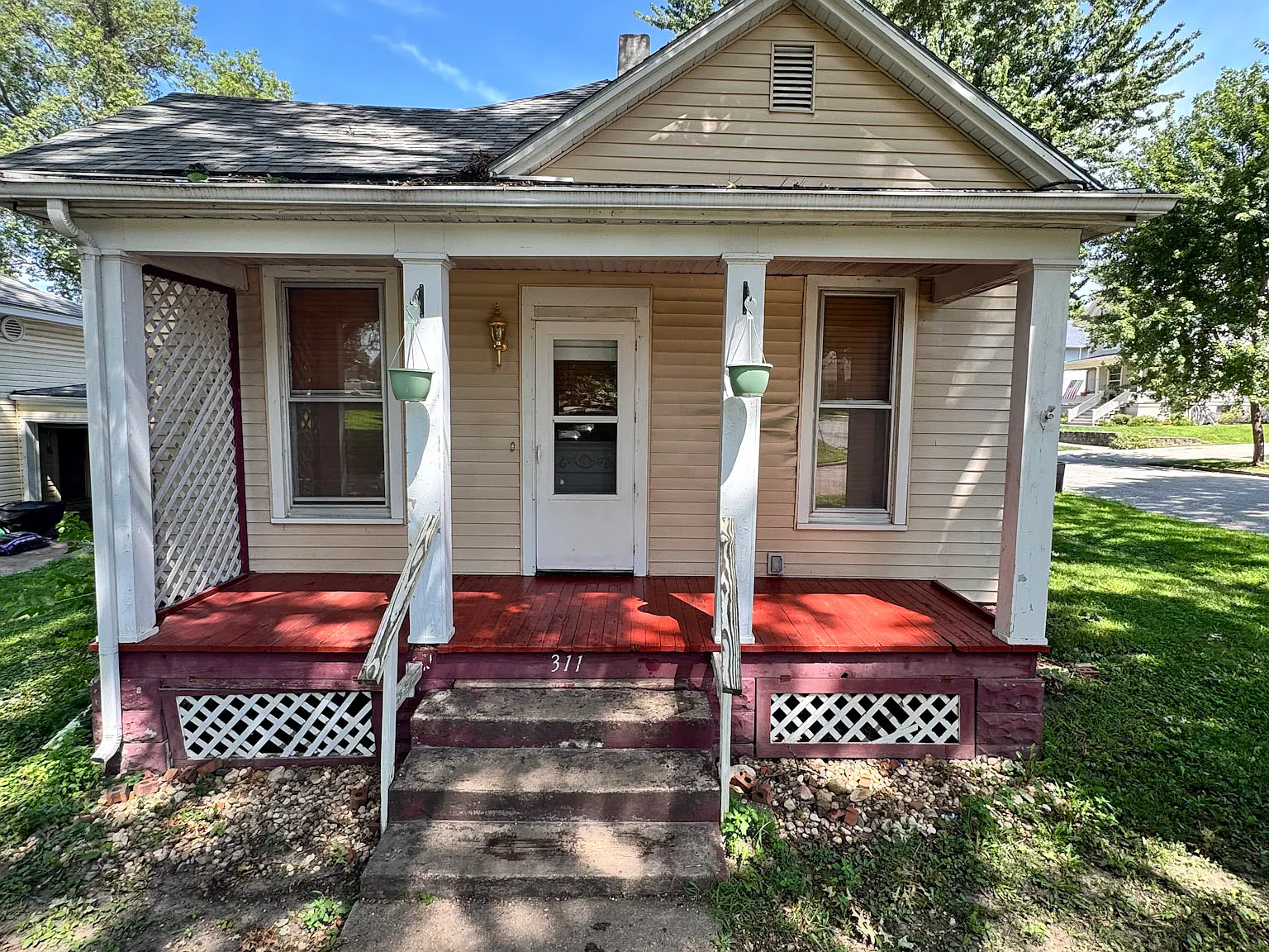 3 bed, $800 — Photo 1