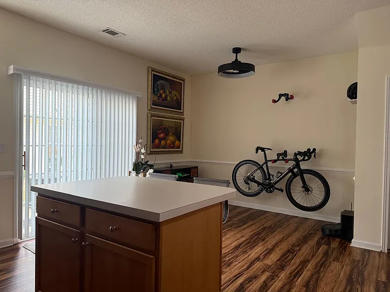 105 Cirrus Ct — Photo 11