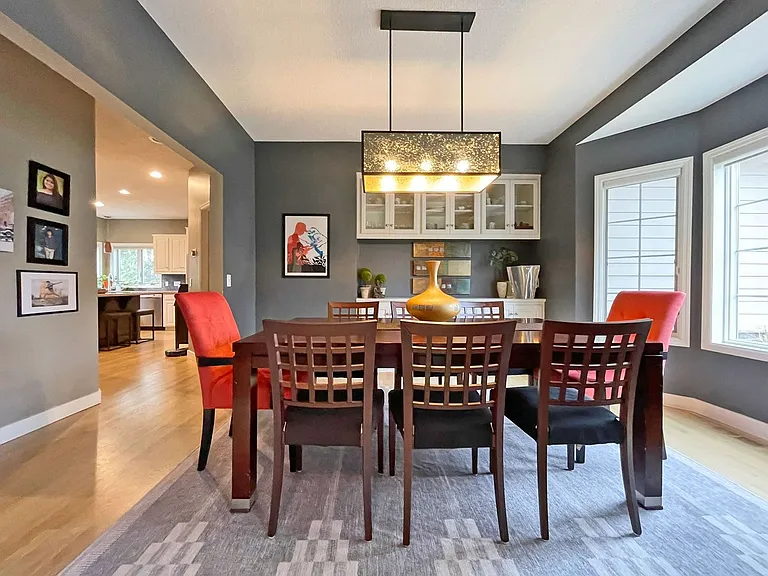 6560 Shadow Ln — Photo 9