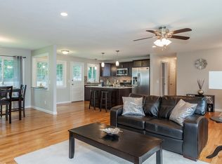 19 Harrow Rd, Springfield, MA 01118