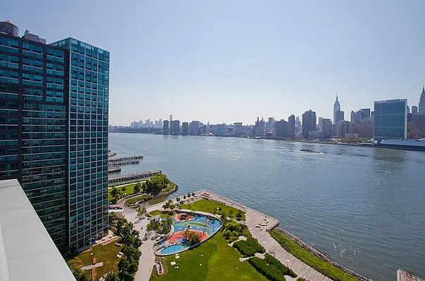 Sold by Nest Seekers International | media 20