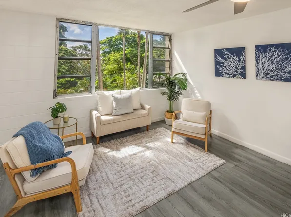 98-1042 Moanalua Rd #2201, Aiea, HI 96701