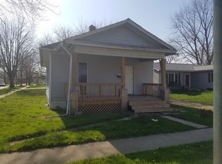 1101 N 6th St, Champaign, IL 61820