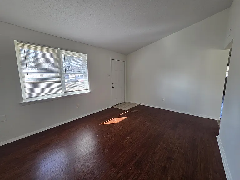 4638 Appleville St — Photo 11