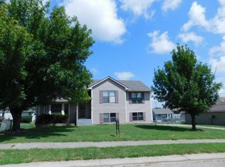 613 Cantebury Dr, Warrensburg, MO 64093