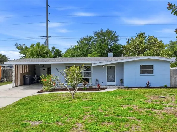 2704 52nd Avenue Ter W, Bradenton, FL 34207