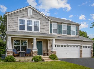 963 Mackenzie Dr, Antioch, IL 60002