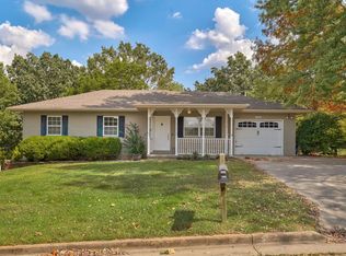1208 S 17th Ave, Ozark, MO 65721