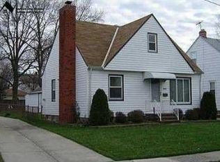 31920 Dickerson Rd, Willowick, OH 44095