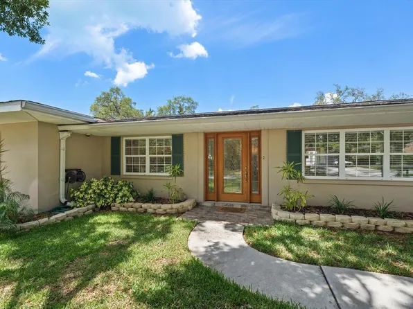 802 Allamanda Dr, Largo, FL 33770